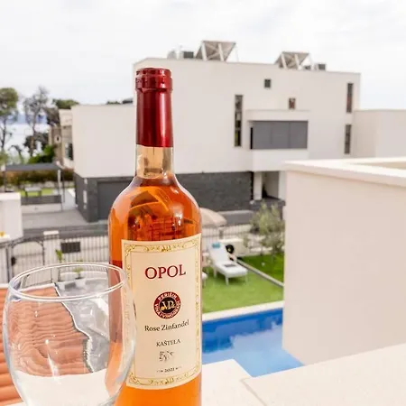 Bachin Villa Kaštela