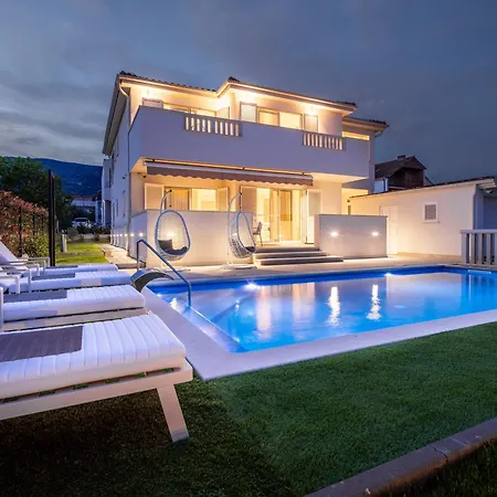 Bachin Villa Kaštela