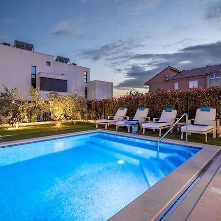 Bachin Villa *