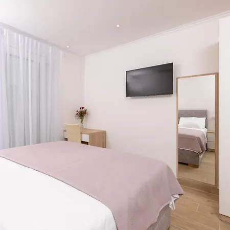 Bachin Βίλα Kaštela